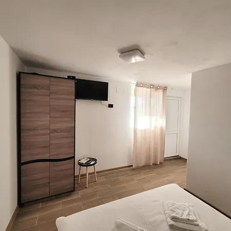 Cabana Varad Coronini Moldova Veche Exterior foto